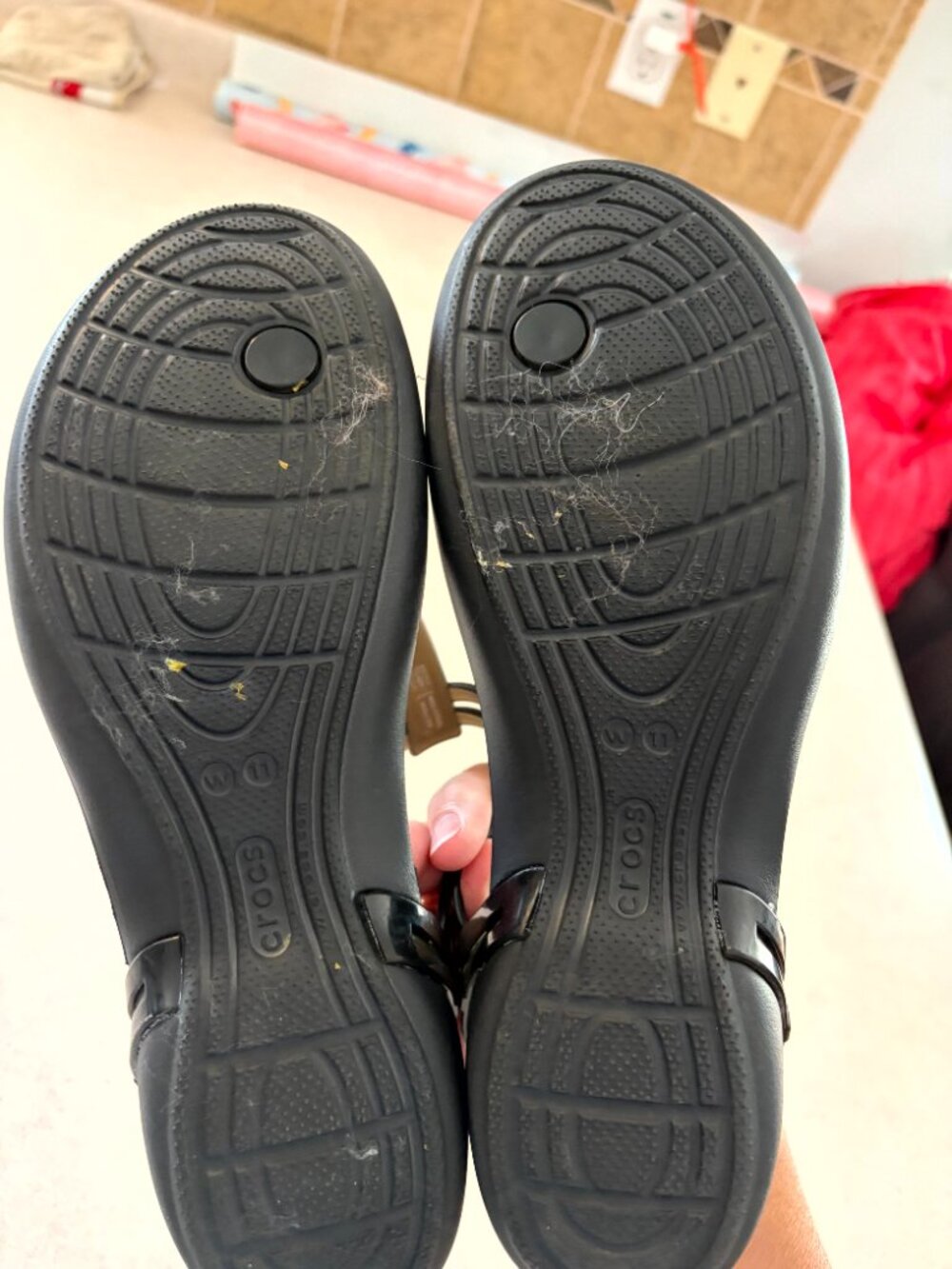 Crocs Isabella T-strap Sandal Women's Size 11 Black Ankle Strap - Picture 8 of 9